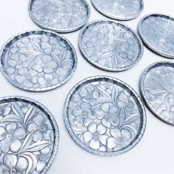 Vintage - Everlast Aluminum Coaster Set of 8 with Stand - Picture 2 of 5